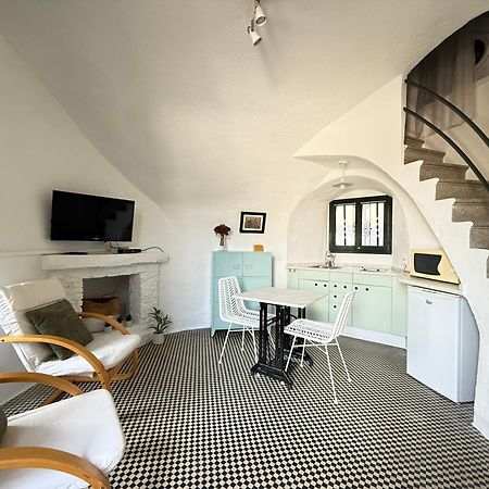 Agi Torre Quimeta Apartments Roses Eksteriør bilde